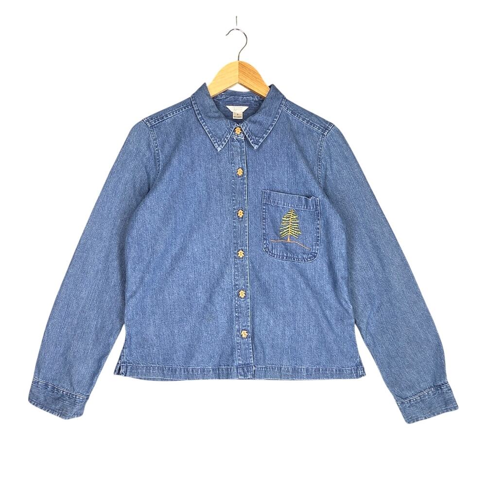 CHRISTOPHER & BANKS WOMEN'S EMBROIDERED DENIM SHIRT – SIZE SMALL – TREE DESIGN
